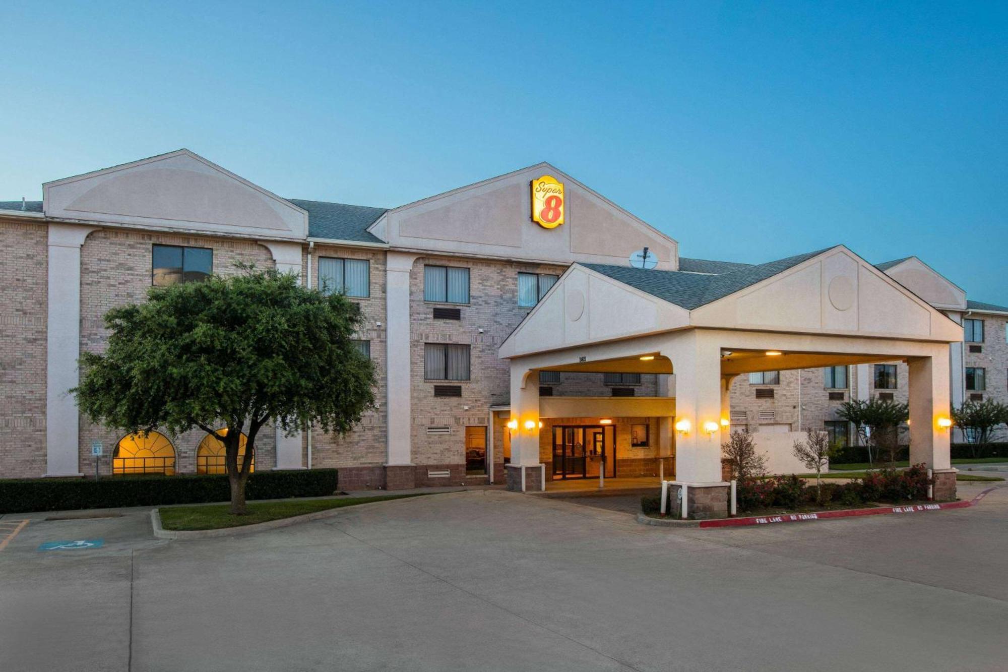 Super 8 By Wyndham Garland North Dallas Area Esterno foto