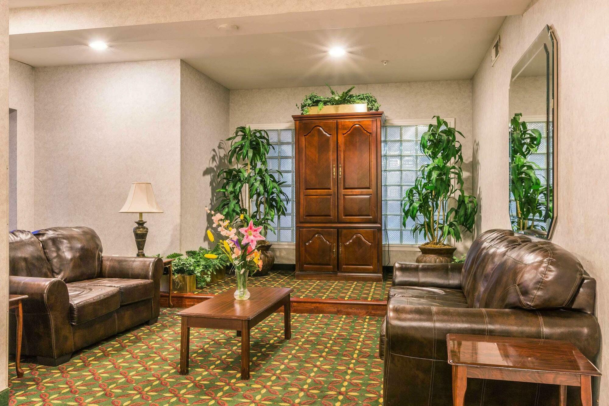 Super 8 By Wyndham Garland North Dallas Area Esterno foto